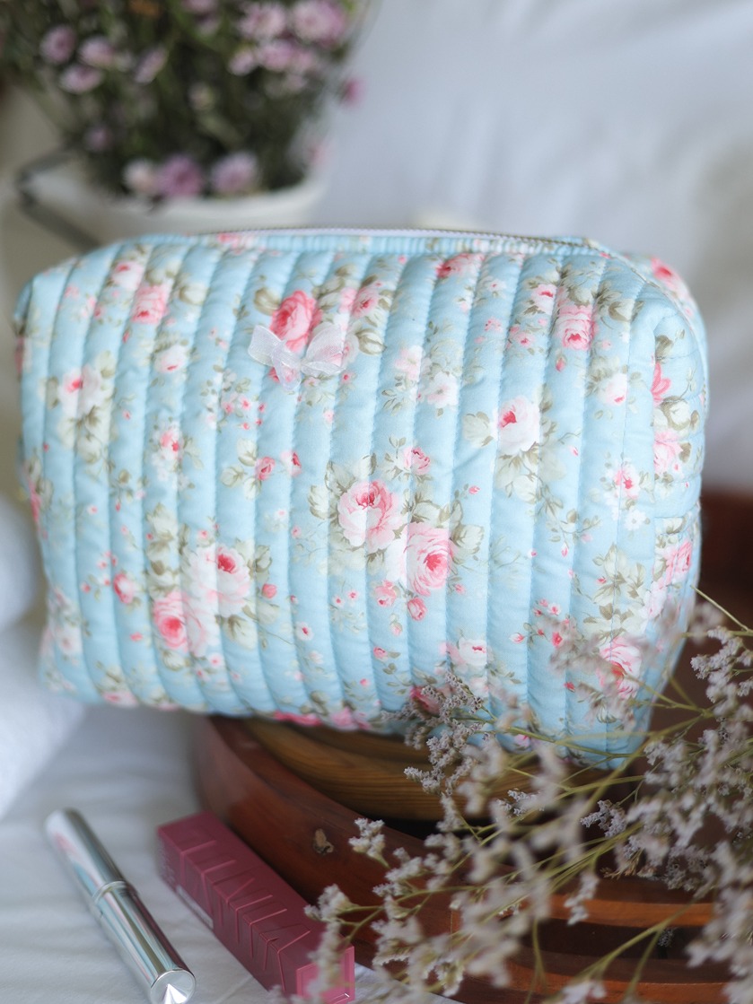 Multipurpose Pouch / Cosmetic Kit - Whimsical roses (Large size: 12