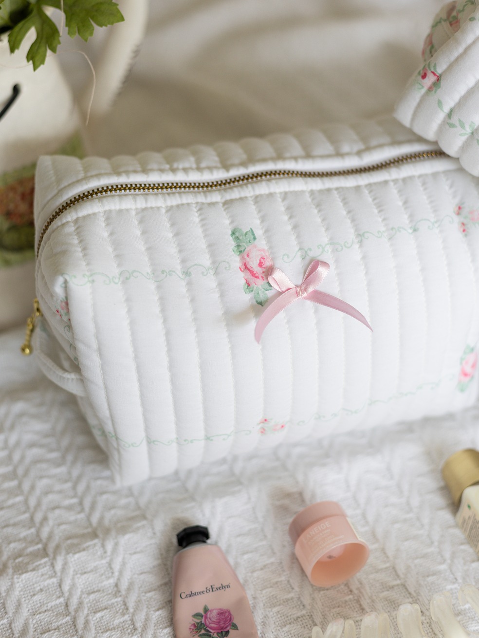 Quilted Multipurpose Pouch / Cosmetic Kit - Rosevine Whisper (Large size: 9
