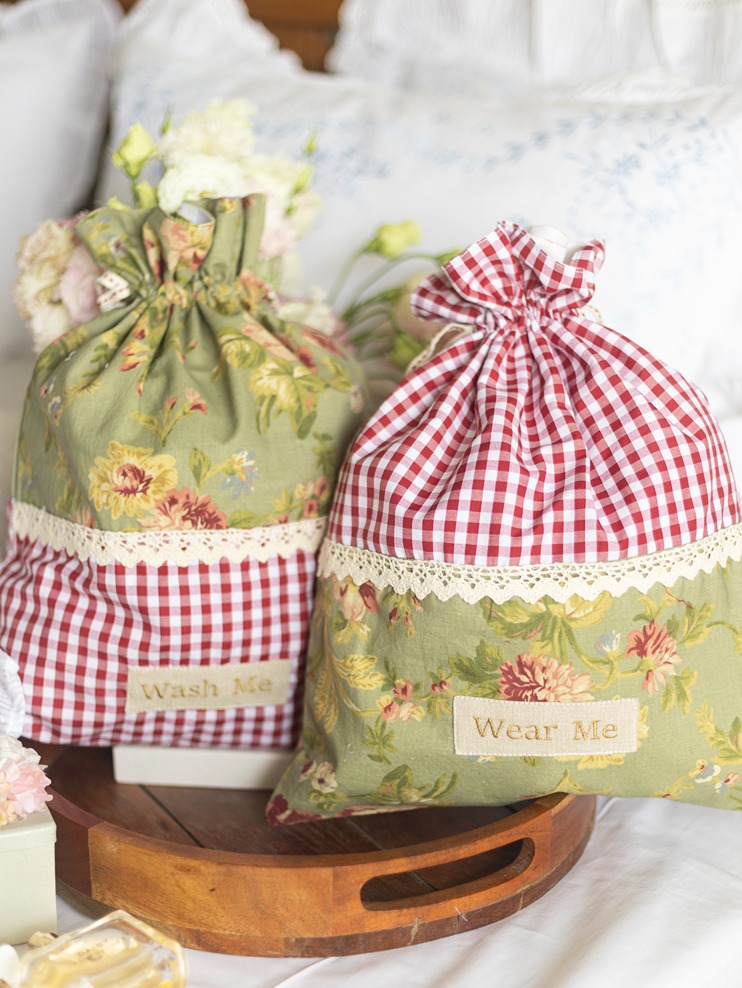 Drawstring Bags - Green mystic floral (Set of 2 units - Wear Me and Wash Me) 