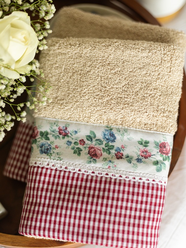 Premium Hand Towel - Beige with maroon gingham, floral creeper and lace (Size: 16