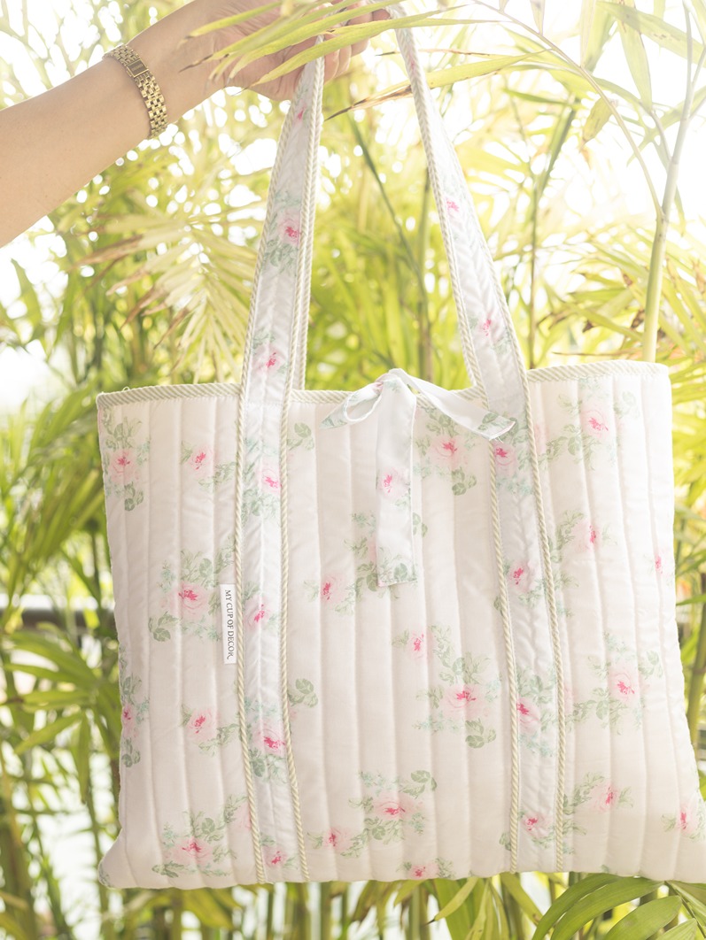 Quilted Tote Bags – Blush Rose (Medium size: 14.5