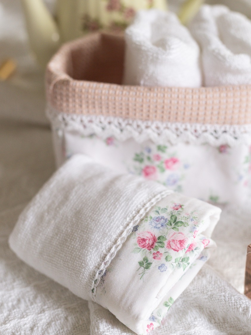 Basket Towel Set - Garden Whispers