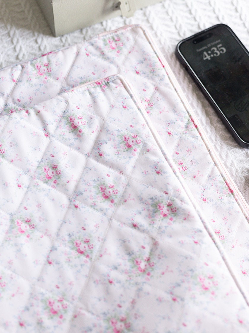 Laptop Sleeves - Pink Floral (Available in two sizes)