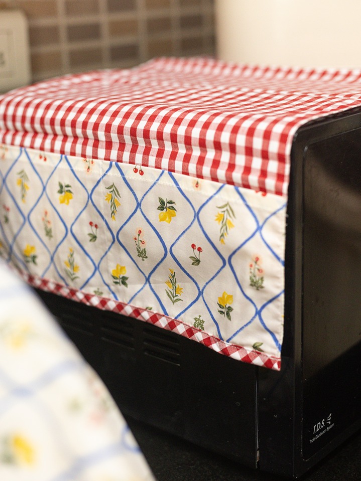 Oven Top Cover - Red Gingham - Zesty Cherries