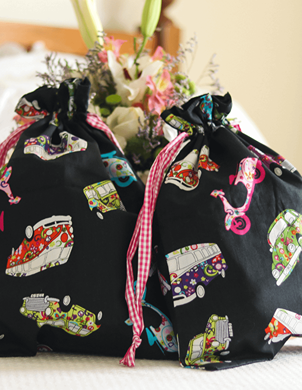 Drawstring Bag - Quirky automobile themed (Size: 12