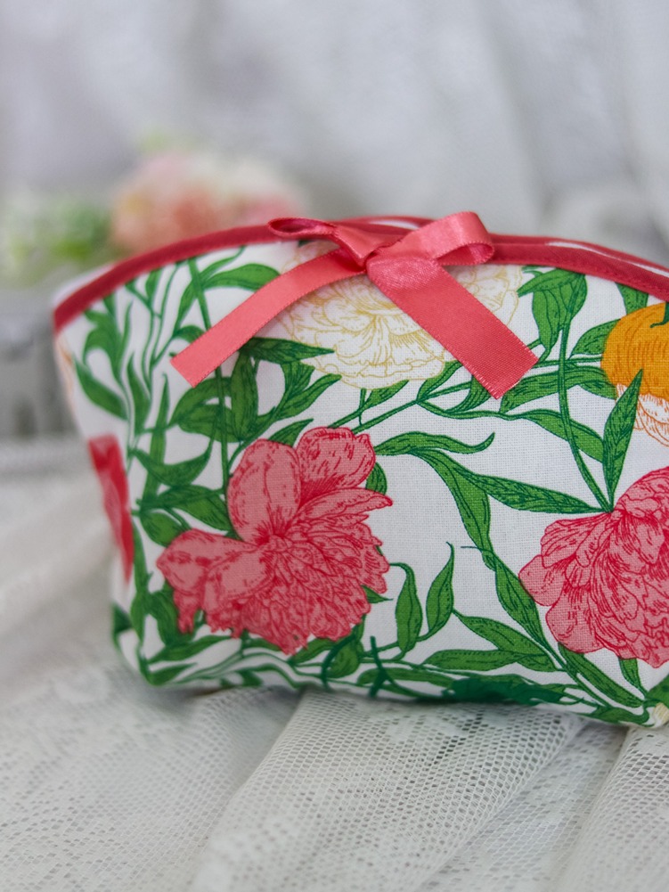 Multipurpose Pouch - From the garden (Medium size: 8.5