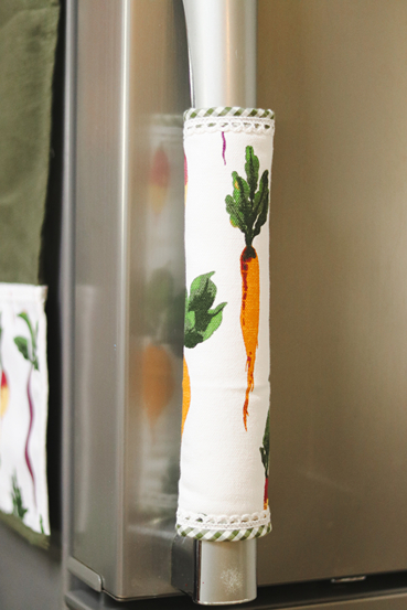 Fridge Handle Covers -  Vibrant root vegetable themed (set of 2)