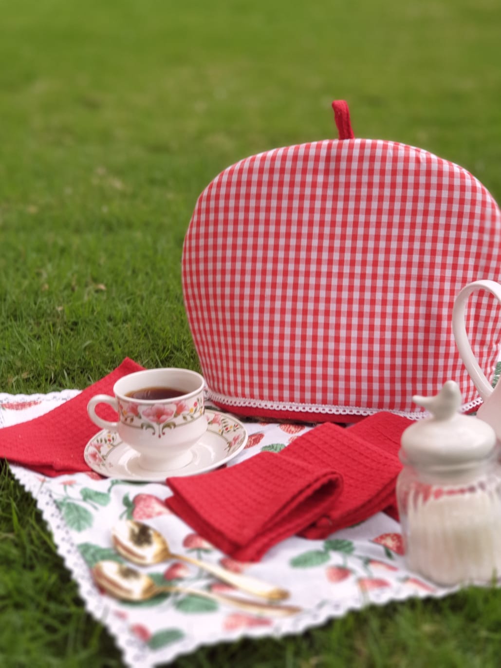 Tea Cozy Set - Strawberry and gingham themed
