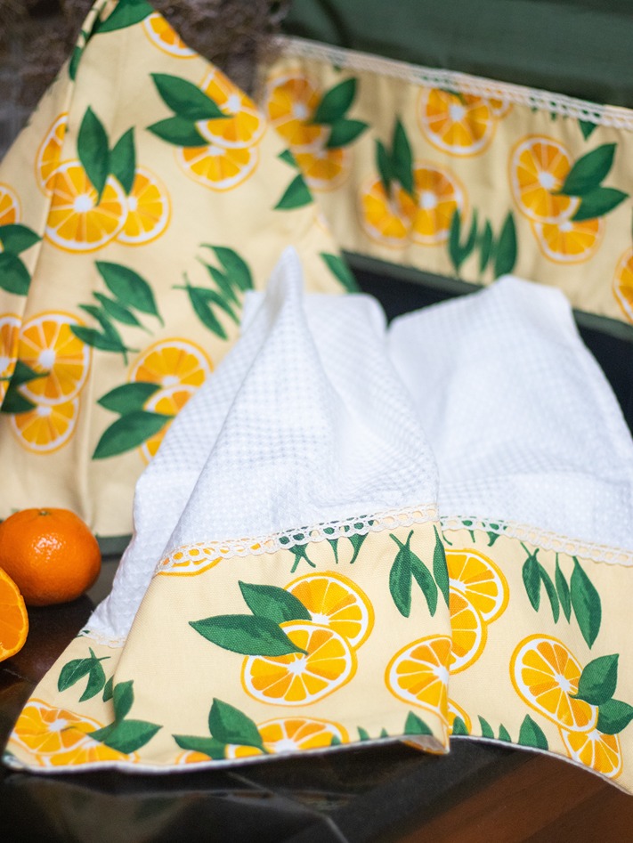 Kitchen Napkins -White with orange themed patchwork and lace (Size: 19