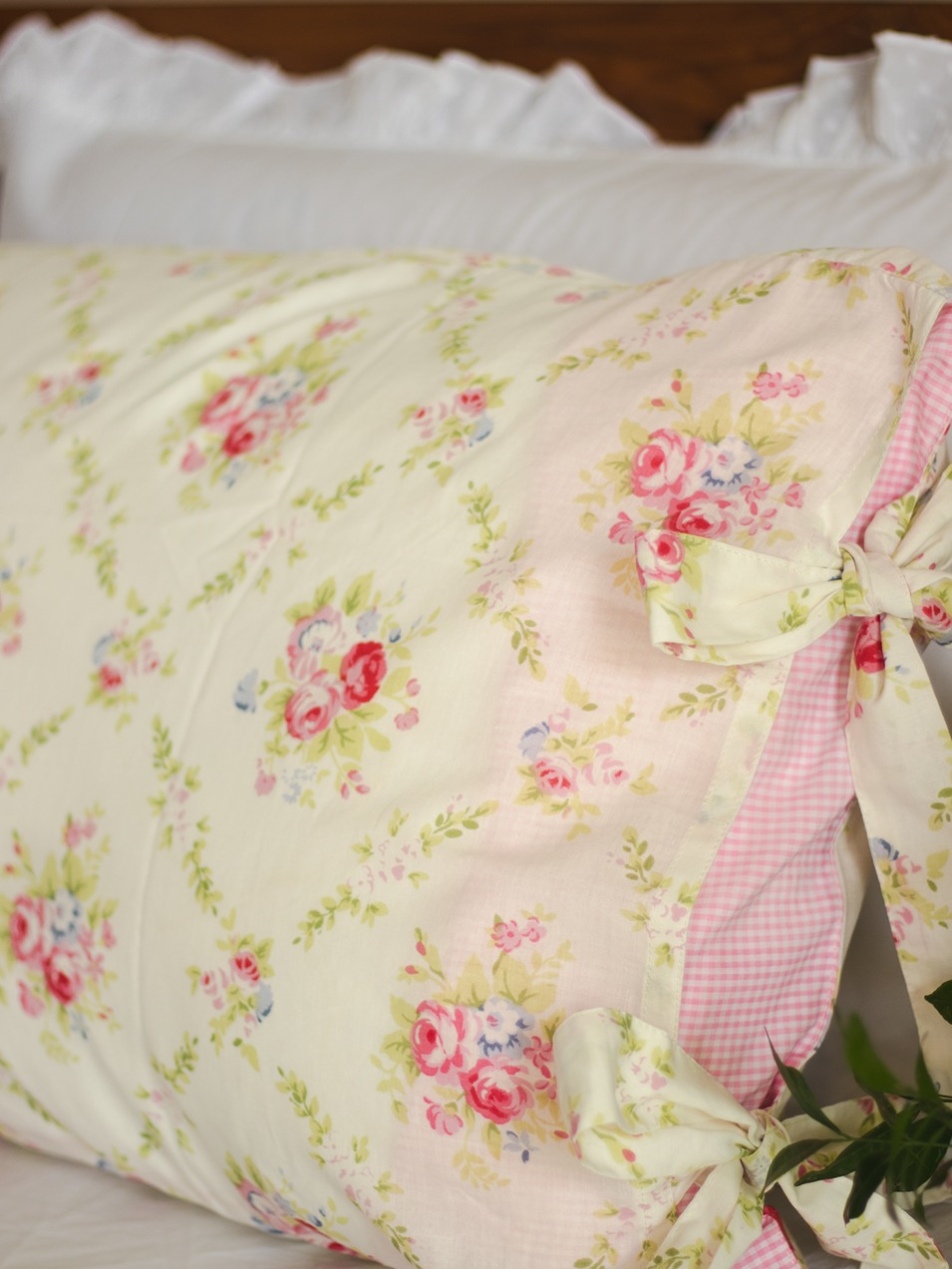 Pillow Covers - Rose Lattice (Set of 2 units)