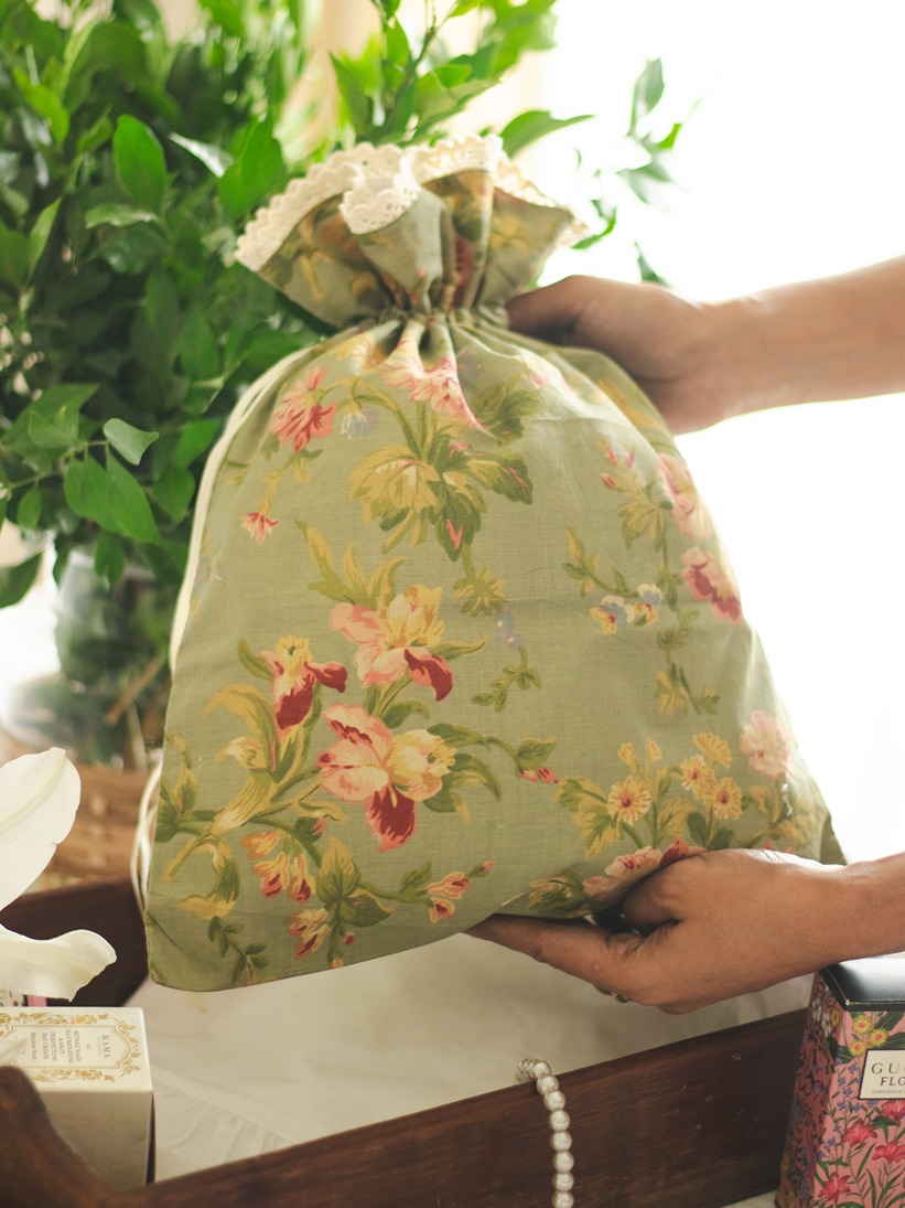 Drawstring Bag - Mystic Vintage Floral  (Size: 12