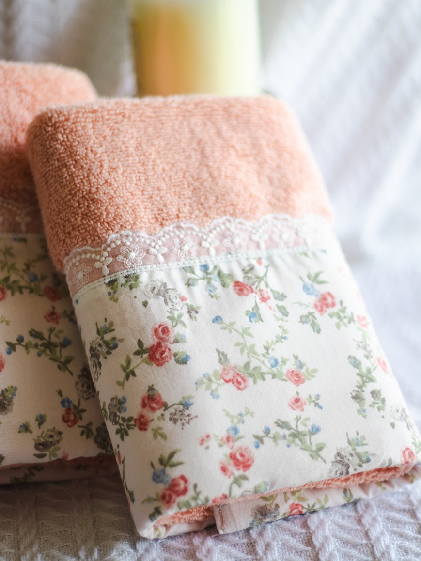 Premium Hand Towel - Peach with small floral and scallop lace (Single Unit) (15
