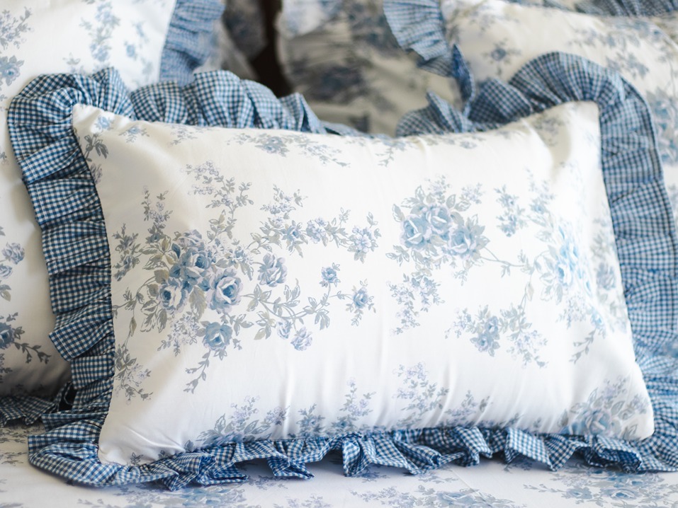 Lumbar Cushion Covers - Vintage Blue Blooms - 12