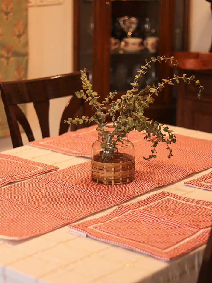 Quilted Table Runner - Classic Red Gingham with lace (Size: 14