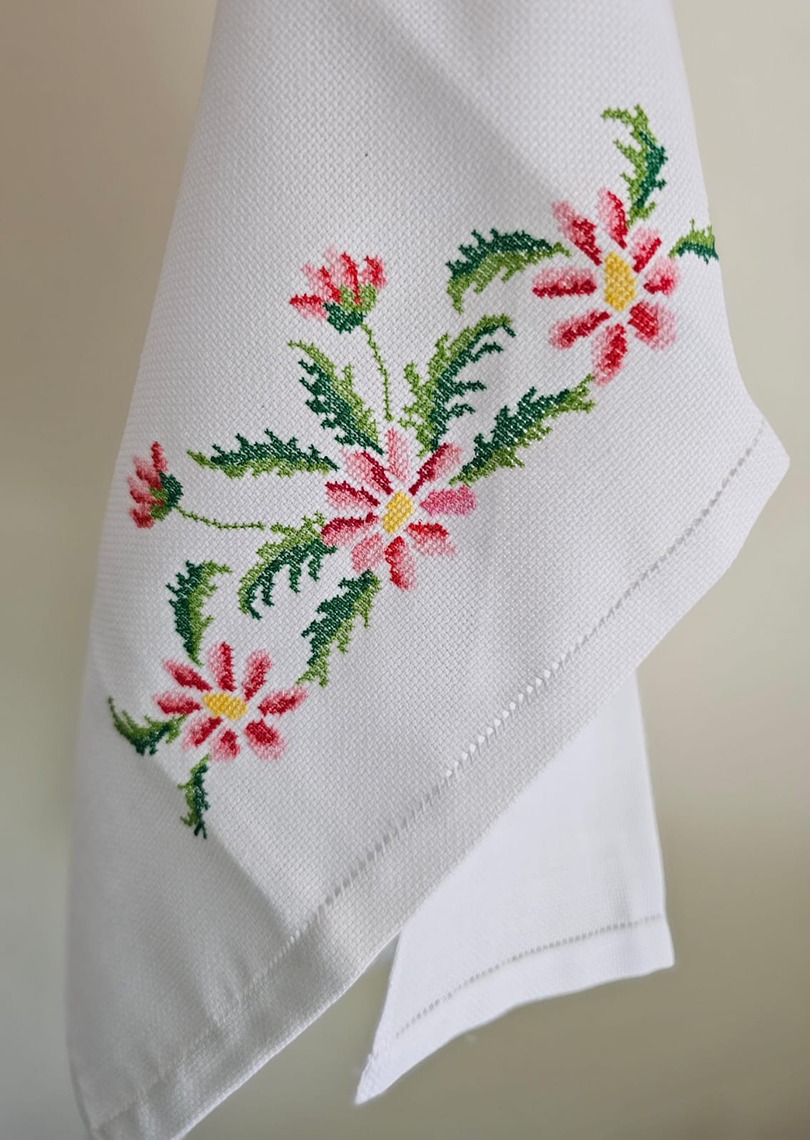 Thin Hand Towel / Napkin - White with pink floral embroidery (Size: 15